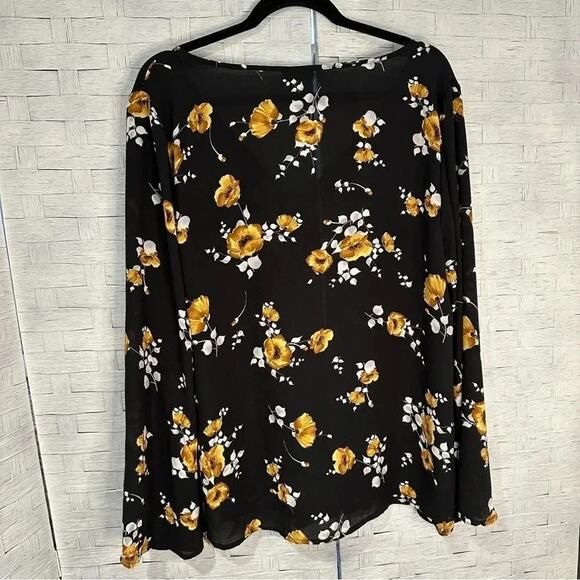 Torrid Floral Print V-Neck Blouse Whimsigoth dark Romantic Poppies plusSize - Picture 5 of 9